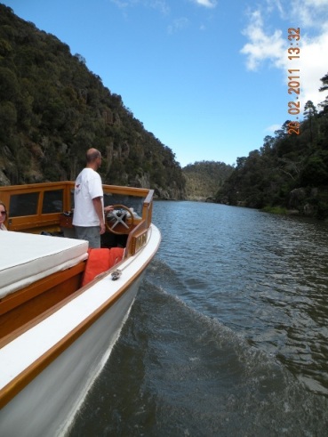 launy wooden boat rallt 039.jpg